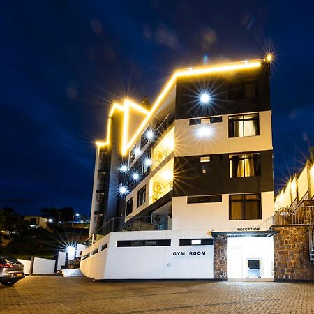 Cascadia Apartments Kigali Buitenkant foto