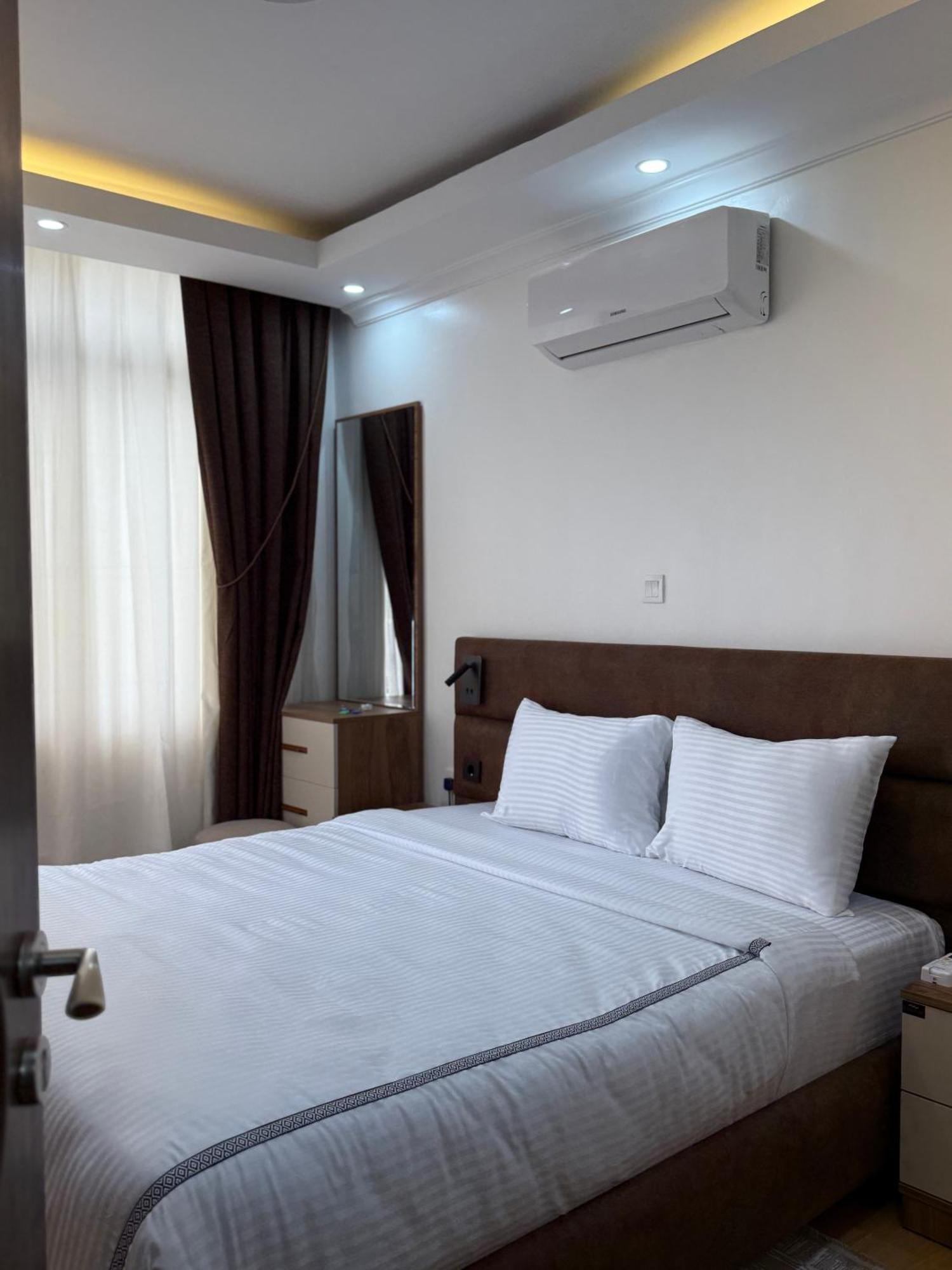 Cascadia Apartments Kigali Buitenkant foto