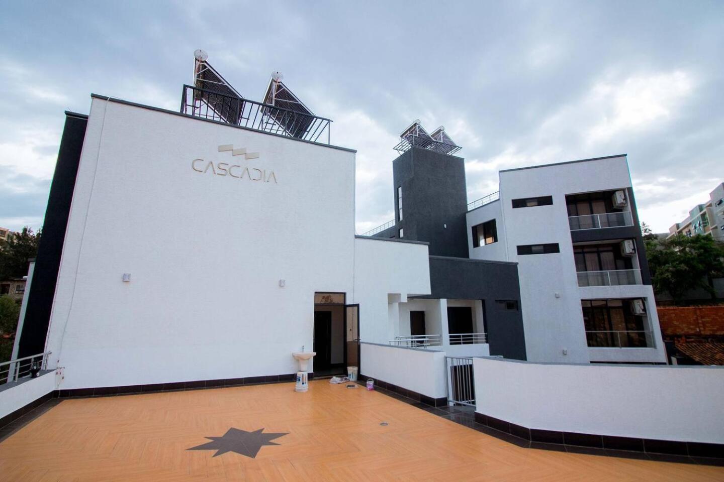 Cascadia Apartments Kigali Buitenkant foto